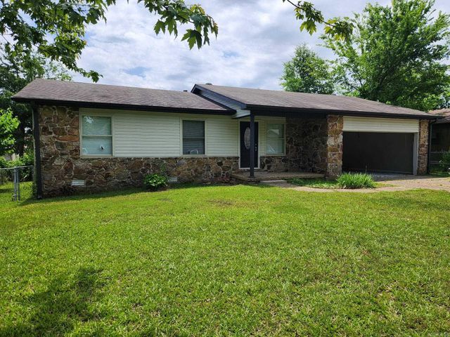10 Cherryridge Place, Jacksonville, AR 72076