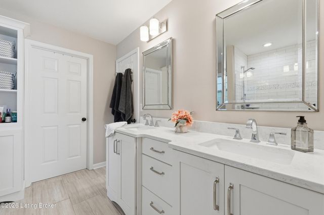 13424 Forest Springs Dr, Louisville, KY 40245