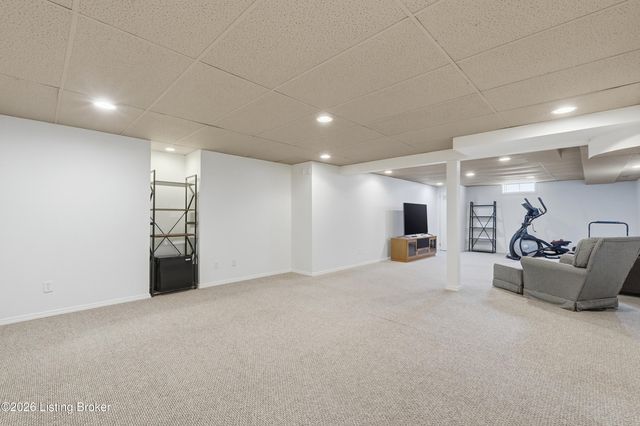 13424 Forest Springs Dr, Louisville, KY 40245