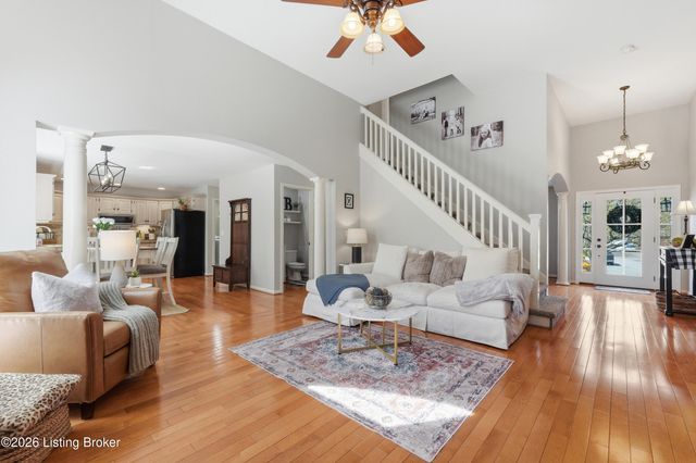 13424 Forest Springs Dr, Louisville, KY 40245