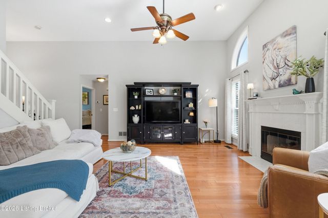 13424 Forest Springs Dr, Louisville, KY 40245