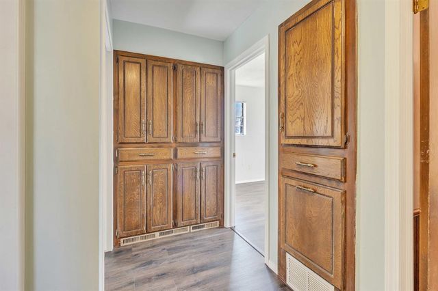 32 Comanche Drive, Shawnee, OK 74801