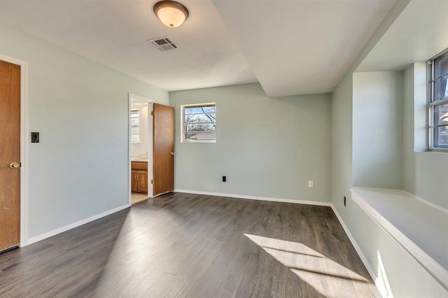 32 Comanche Drive, Shawnee, OK 74801