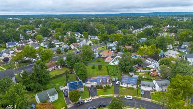 108 Independence Dr, Roselle Boro, NJ 07203