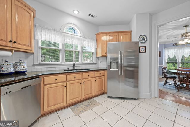 11 Braves Crossing Court, Sharpsburg, GA 30277