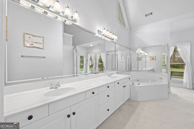 11 Braves Crossing Court, Sharpsburg, GA 30277