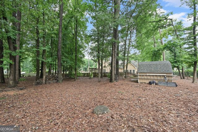 11 Braves Crossing Court, Sharpsburg, GA 30277