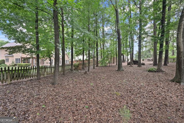 11 Braves Crossing Court, Sharpsburg, GA 30277