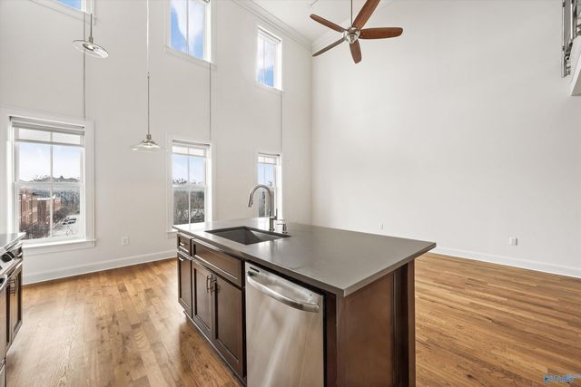 445 Providence Main Street 402, Huntsville, AL 35806