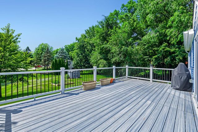 5745 Babcock Trail, Inver Grove Heights, MN 55077
