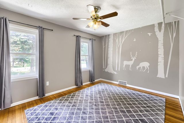 5745 Babcock Trail, Inver Grove Heights, MN 55077