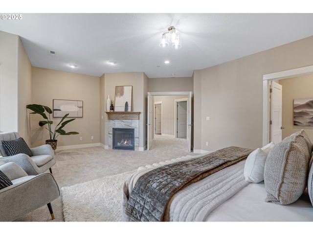 14 Juarez St, Lake Oswego, OR 97035