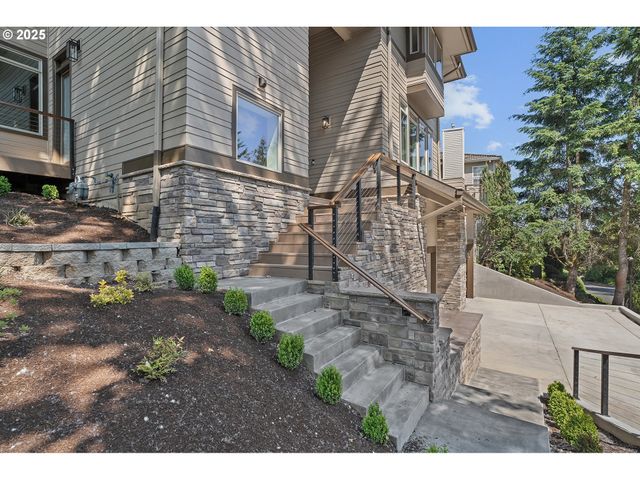 14 Juarez St, Lake Oswego, OR 97035