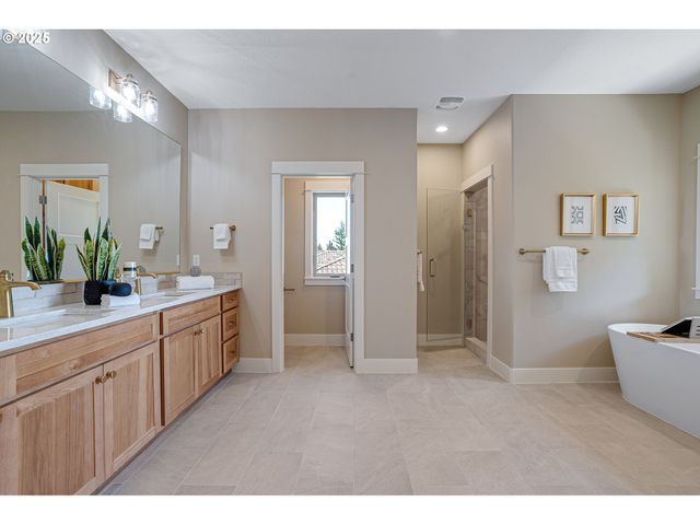 14 Juarez St, Lake Oswego, OR 97035