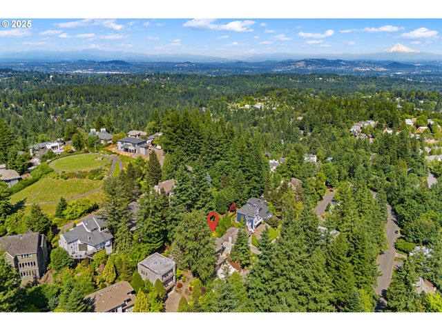 14 Juarez St, Lake Oswego, OR 97035