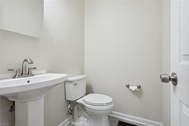 263 Herman Melville AVE, Newport News, VA 23606