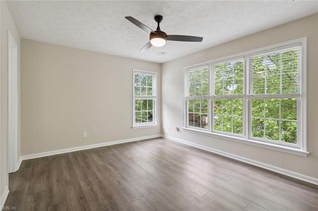 263 Herman Melville AVE, Newport News, VA 23606