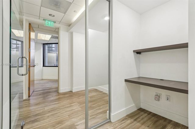 1200 Brickell Avenue 520 AD, Miami, FL 33131