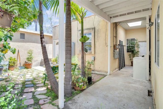 7275 Fountain Avenue, Los Angeles, CA 90046