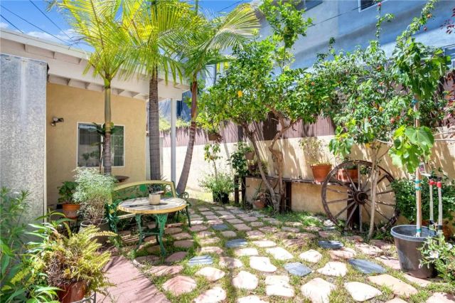 7275 Fountain Avenue, Los Angeles, CA 90046