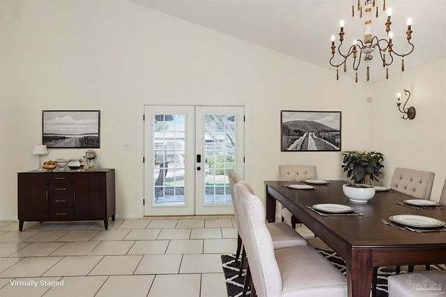 4368 Clair Ct, Gulf Breeze, FL 32563