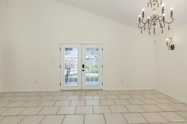 4368 Clair Ct, Gulf Breeze, FL 32563