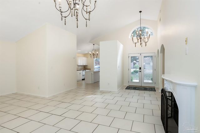 4368 Clair Ct, Gulf Breeze, FL 32563