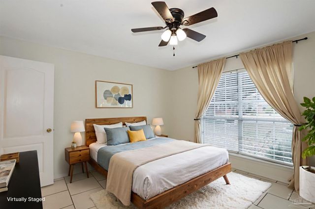 4368 Clair Ct, Gulf Breeze, FL 32563