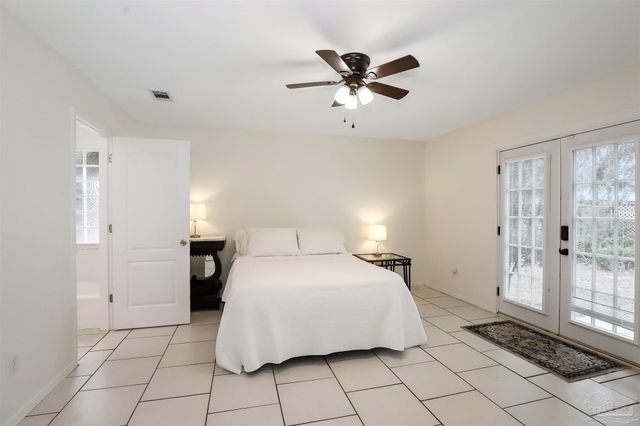 4368 Clair Ct, Gulf Breeze, FL 32563