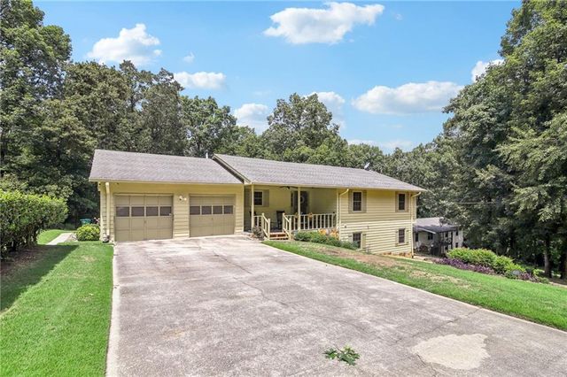 3231 Boulder Brook Drive, Lithonia, GA 30038