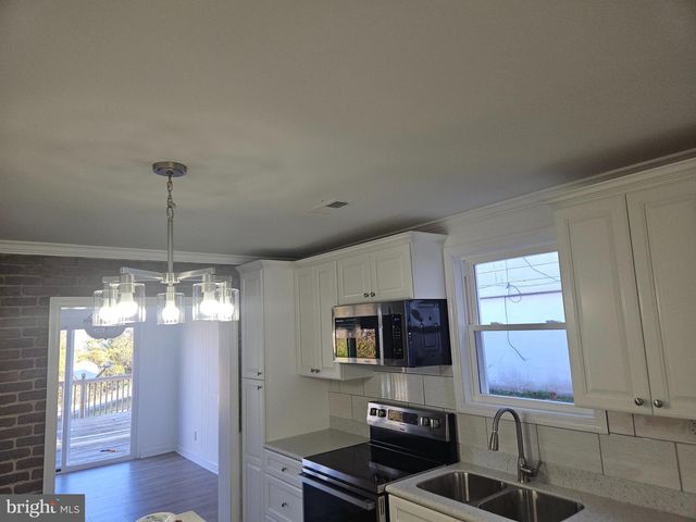 2011 NORTH AVE, Port Republic, MD 20676