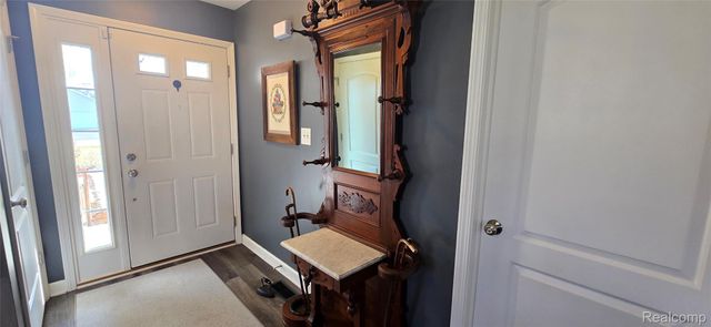 4010 Eastbridge Circle Road, Stockbridge Village, MI 49285