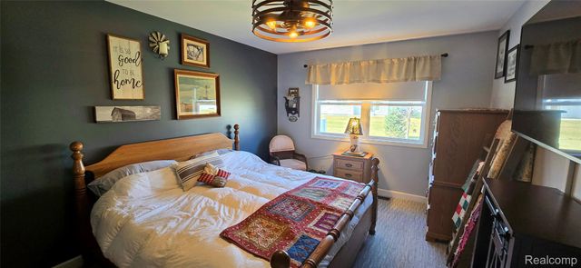 4010 Eastbridge Circle Road, Stockbridge Village, MI 49285
