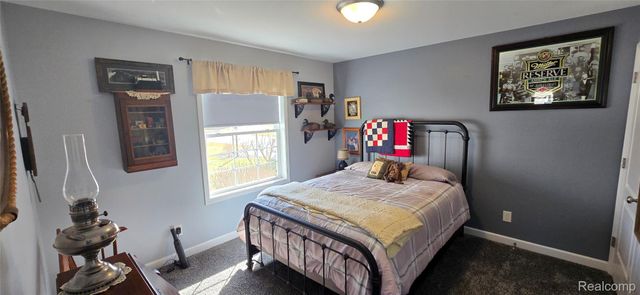 4010 Eastbridge Circle Road, Stockbridge Village, MI 49285