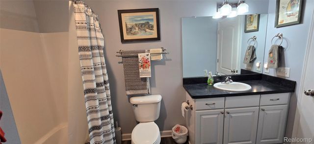 4010 Eastbridge Circle Road, Stockbridge Village, MI 49285