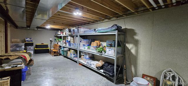 4010 Eastbridge Circle Road, Stockbridge Village, MI 49285