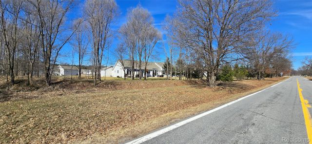 4010 Eastbridge Circle Road, Stockbridge Village, MI 49285