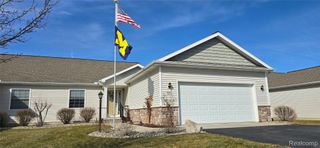 4010 Eastbridge Circle Road, Stockbridge Village, MI 49285