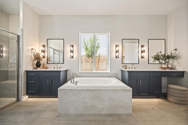 7271 W Ashcroft Avenue, Fresno, CA 93723