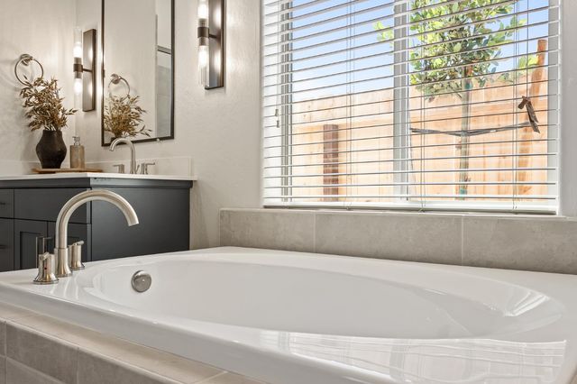 7271 W Ashcroft Avenue, Fresno, CA 93723