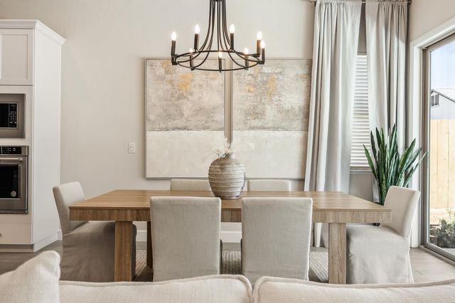 7271 W Ashcroft Avenue, Fresno, CA 93723