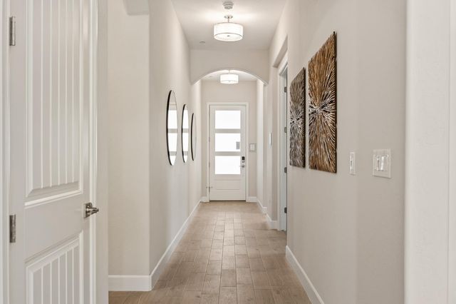 7271 W Ashcroft Avenue, Fresno, CA 93723