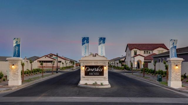 7271 W Ashcroft Avenue, Fresno, CA 93723