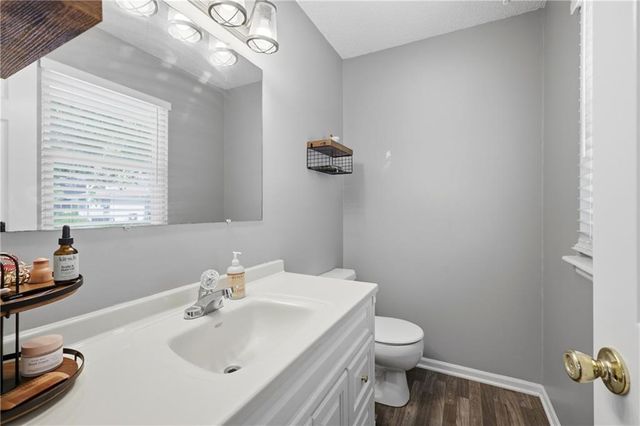 104 SW Gladstone Drive, Blue Springs, MO 64014
