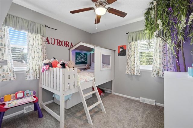 104 SW Gladstone Drive, Blue Springs, MO 64014