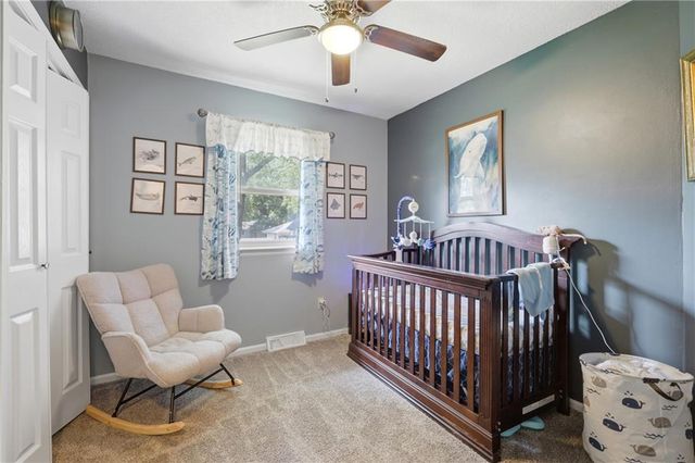 104 SW Gladstone Drive, Blue Springs, MO 64014