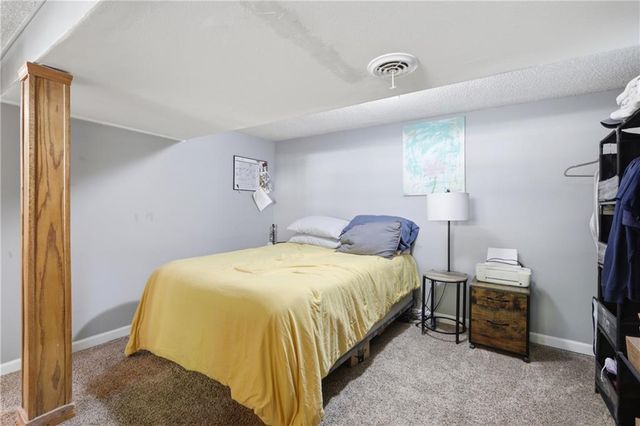 104 SW Gladstone Drive, Blue Springs, MO 64014