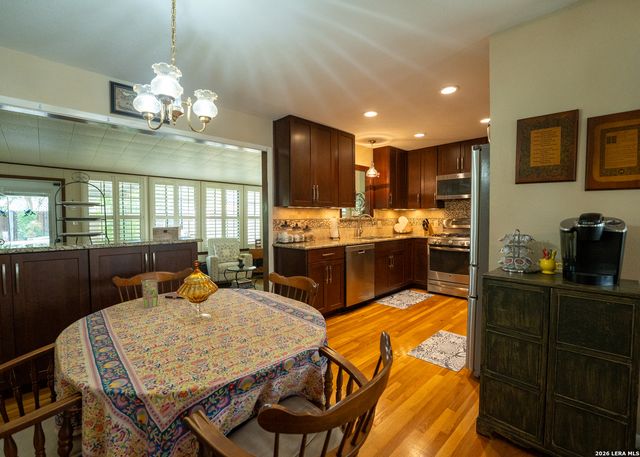 635 EDGEBROOK LN, San Antonio, TX 78213