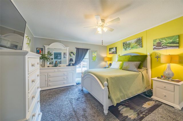 8144 WEATHERFORD AVENUE, Brooksville, FL 34613
