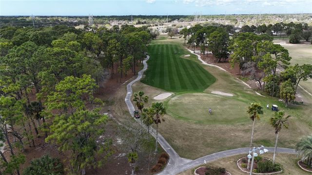 8144 WEATHERFORD AVENUE, Brooksville, FL 34613